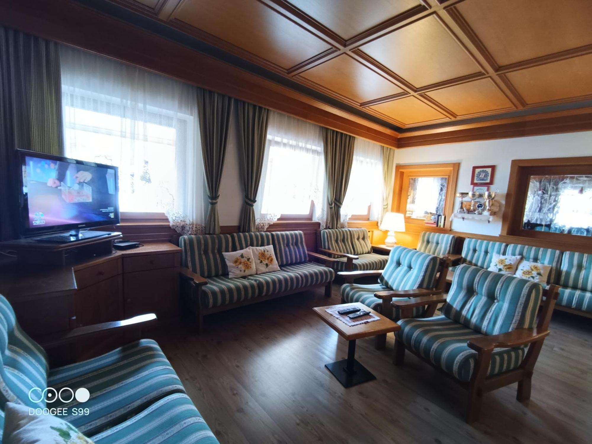 Park Hotel Arnica 팔카데 외부 사진