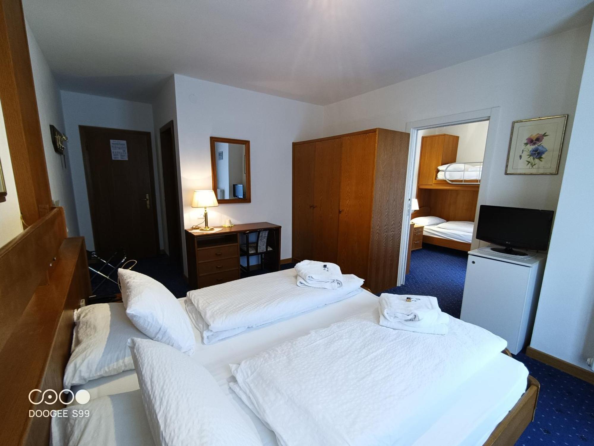 Park Hotel Arnica 팔카데 외부 사진